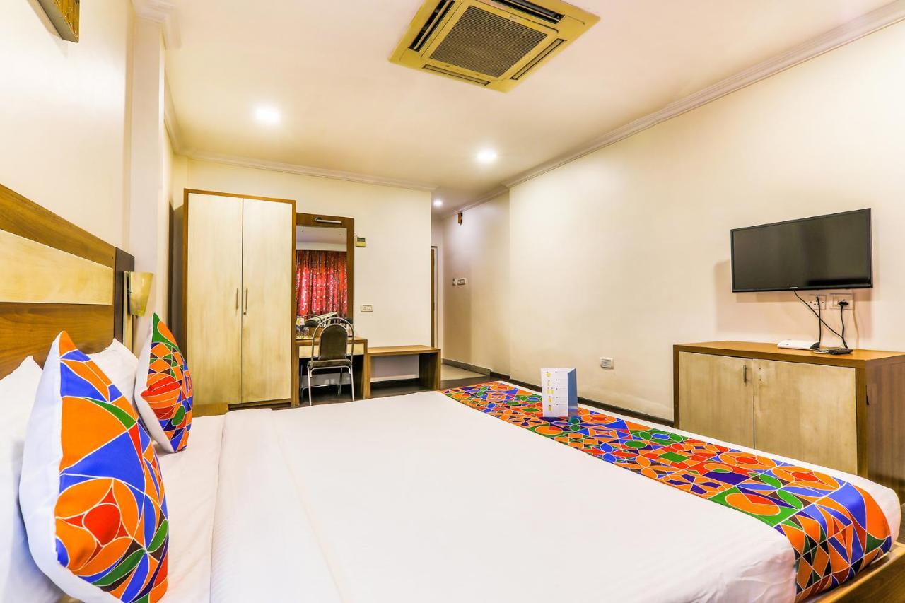 Fabhotel Royal Star Chennai Exterior photo
